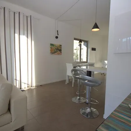 Vista Panorama Jewel - Acquaseria, By Lovecomo San Siro (Lombardy)